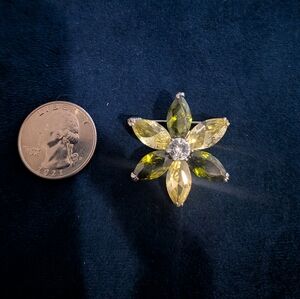 Elegant Green Flower Brooch